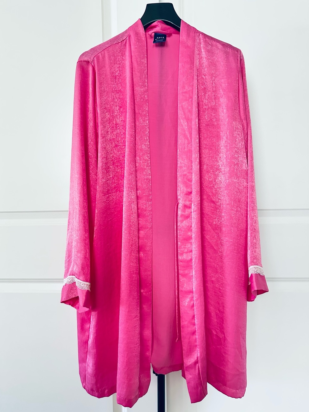 Women’s Apt.9 Bright Pink Satin Open-Front Robe with Lace Trim Size XL